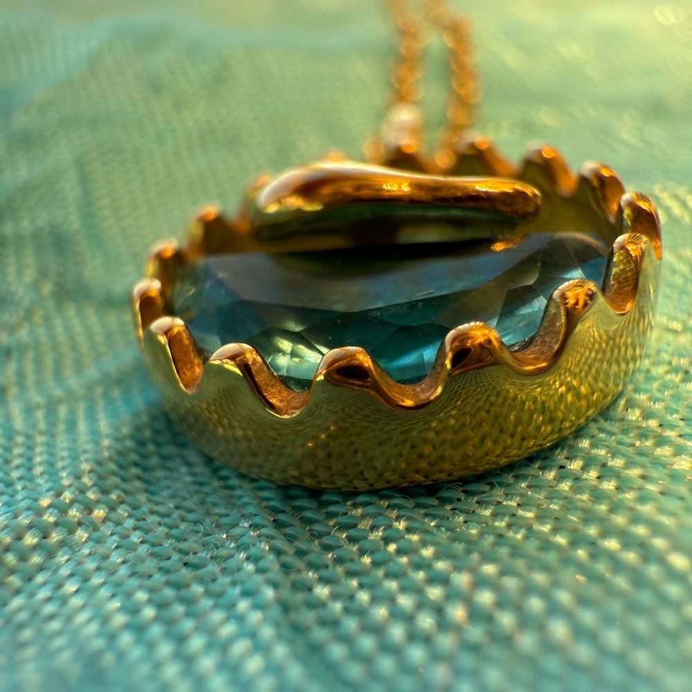Fish Dolphin Necklace 18K Gold Plated Stainless Steel - Picture 9 of 11